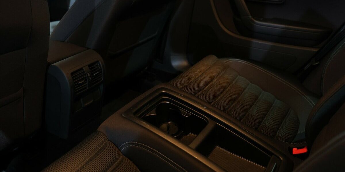 VW CC 1.4 TSI DSG SPORTLINE WHITE / XENON / NAVI+ 92.000 km 15.991 &euro; Hamm 59077