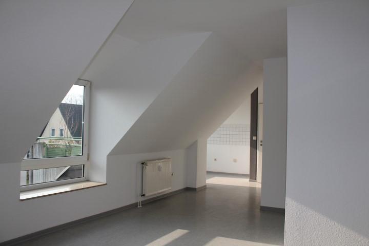 Dachgeschoßwohnung Lünen Brambauer - 1.5 Zimmer, 48 m&sup2;, 366&euro; | Angebot:25175722