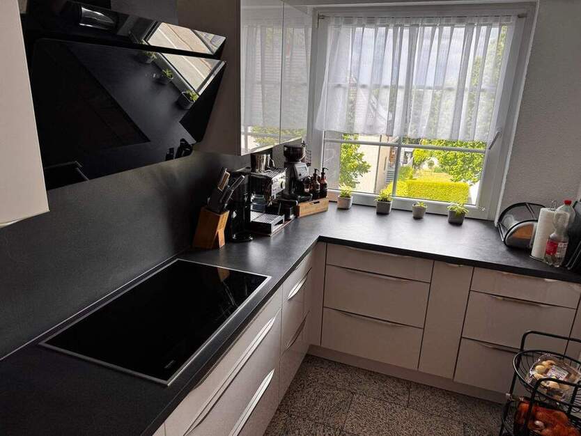 Gepflegte Maisonette Wohnung in zentraler Lage mit EBK