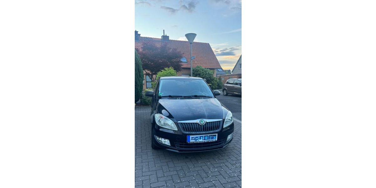 Skoda Fabia 74.000 km 5.200 &euro; Kamen 59174