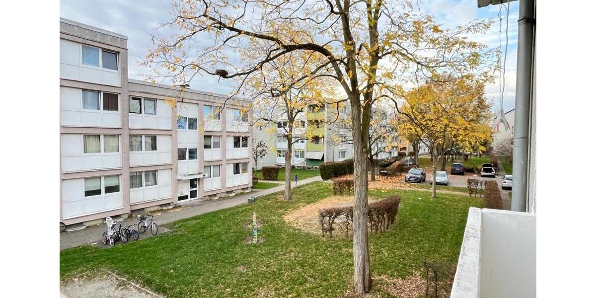 *** Teil- vollrenovierte Wohnung – Individuell möglich *** 3 zimmer