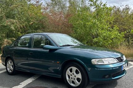 Opel Vectra 130.000 km 2.100 &euro; Lünen 44536
