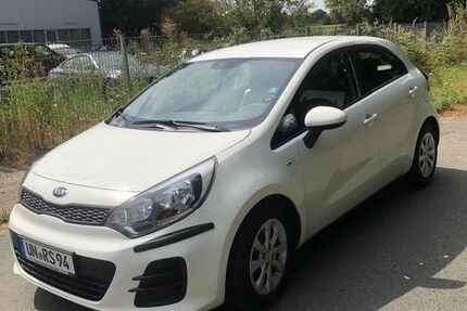Kia Rio 43.750 km 8.900 &euro; Kamen 59174