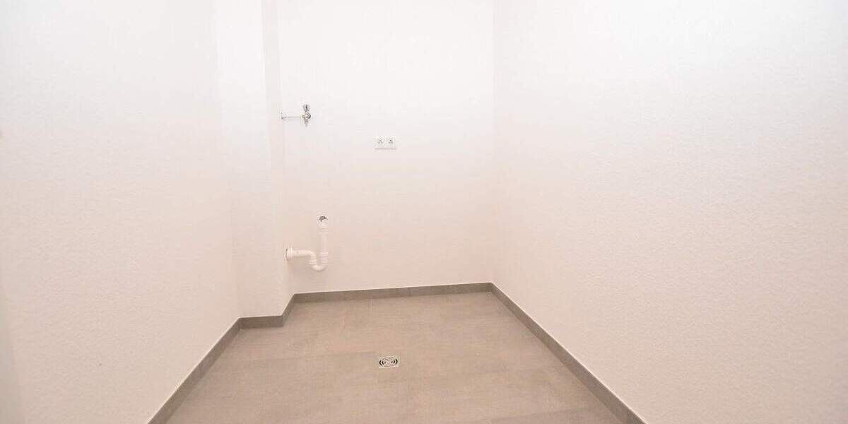 Etagenwohnung Menden Lendringsen - 2 Zimmer, 77 m&sup2;, 925&euro; | Angebot:25643892