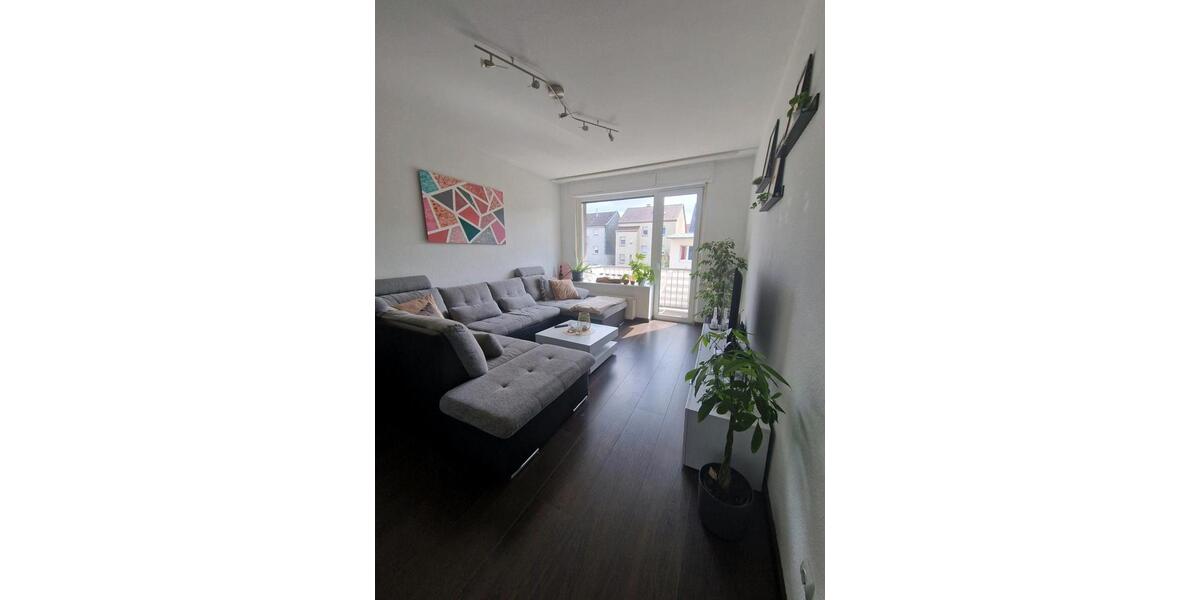 **Tolle 4-Zimmerwohnung im Zentrum** - Beschreibung lesen! zimmer