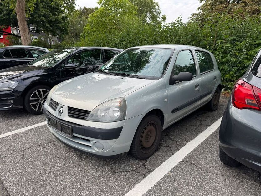 Renault Clio 181.000 km 999 € Dortmund 44147