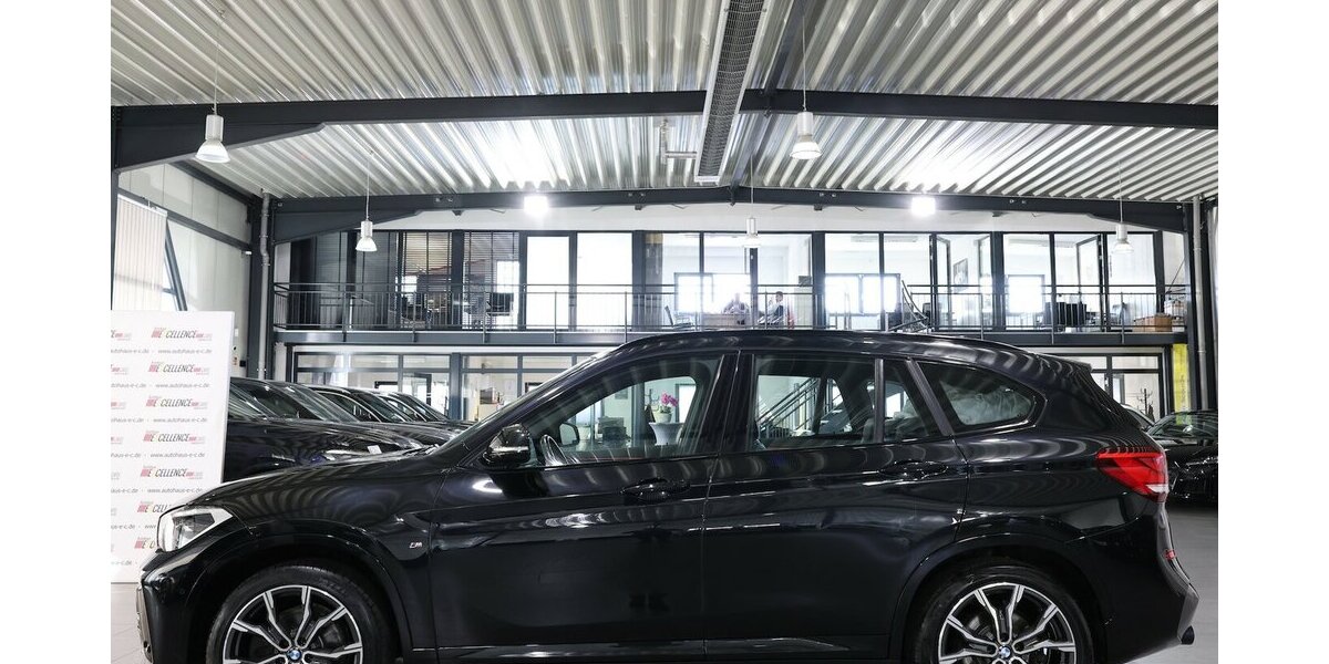 BMW X1 xDrive 20d M-SPORT SHADOW PANORAMA, LED 113.000 km 28.444 &euro; Hamm 59077