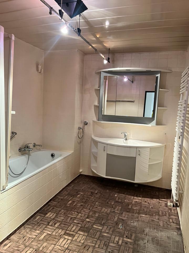 Charmantes Reihenendhaus mit Potenzial in Dröschede zimmer