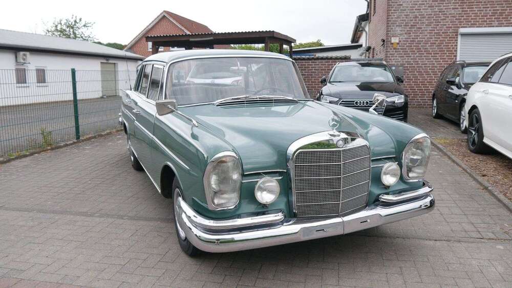 Mercedes-Benz 220 13.140 km 18.990 € Selm 59379
