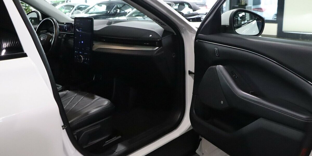 Ford Mustang Mach-E BANG & OLUFSEN / VIRTUAL COCKPIT 75.000 km 24.111 &euro; Hamm 59077