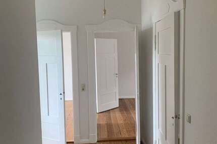 Wohnung zum Mieten in Schwerin 850 € 92.5 m²