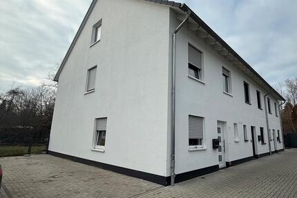 Haus Dortmund Huckarde - 5 Zimmer, 140 m&sup2;, 2.050&euro; | Angebot:25322642