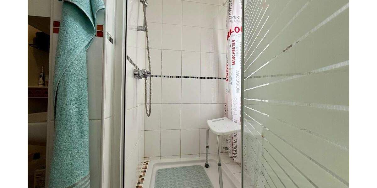 FröndenbergRuhr: Altbau-ETW mit Charme und großen Räumen - Einfach riesig! 3 zimmer