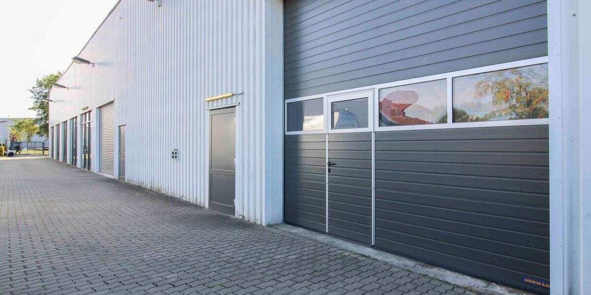 Großzügige Gewerbehalle (1.500 m²) mit flexiblen Nutzungsmöglichkeiten zimmer