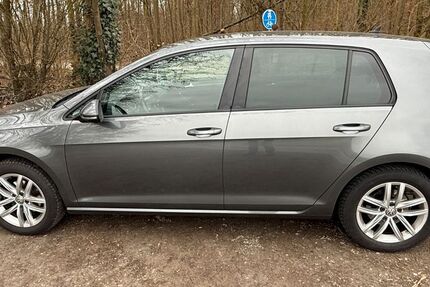 VW Golf 57.000 km 16.700 &euro; Beckum 59269