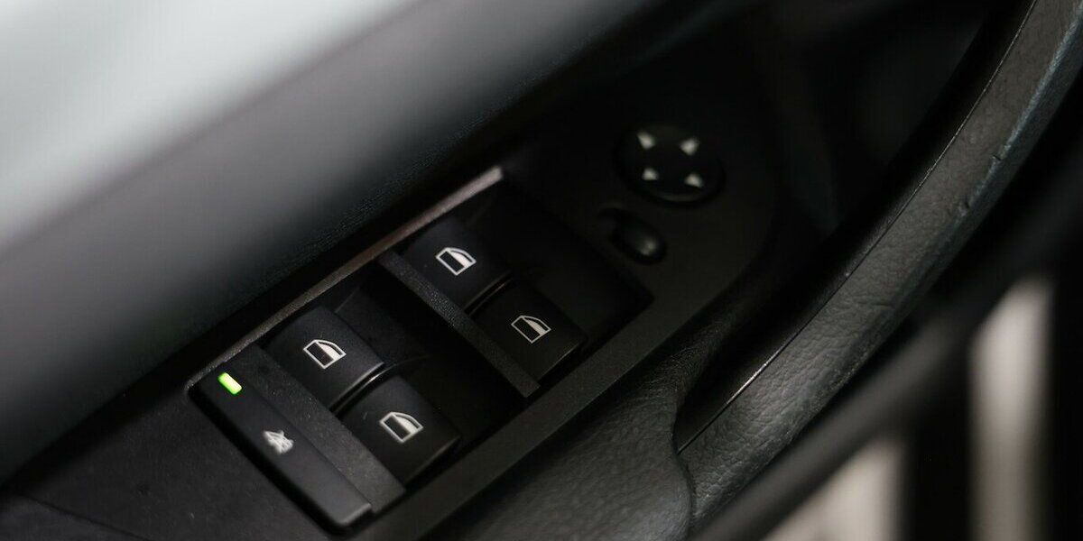 BMW X1 xDrive 25i BUSINESS SPORT SHADOW / PANORAMA / 115.000 km 12.555 &euro; Hamm 59077