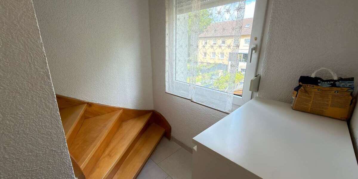 Bezugsfreie Reihenhaushälfte mit Vollausstattung, moderner Küche, Jacuzzi, Fitnessraum & Garten - Reihenmittelhaus Bönen | Angebot:26763156