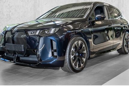 BMW iX 6.139 km 72.990 € Unna 59425