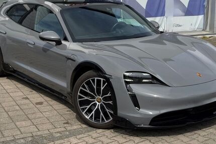 Porsche Taycan 27.980 km 70.890 &euro; Hamm 59063