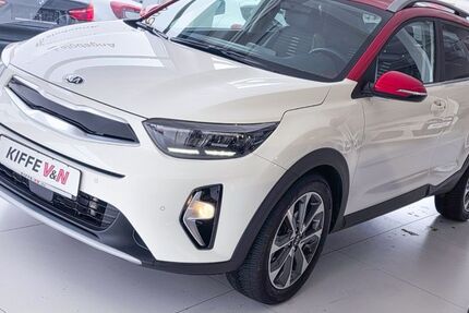 Kia Stonic 31.816 km 17.770 &euro; Hamm 59063