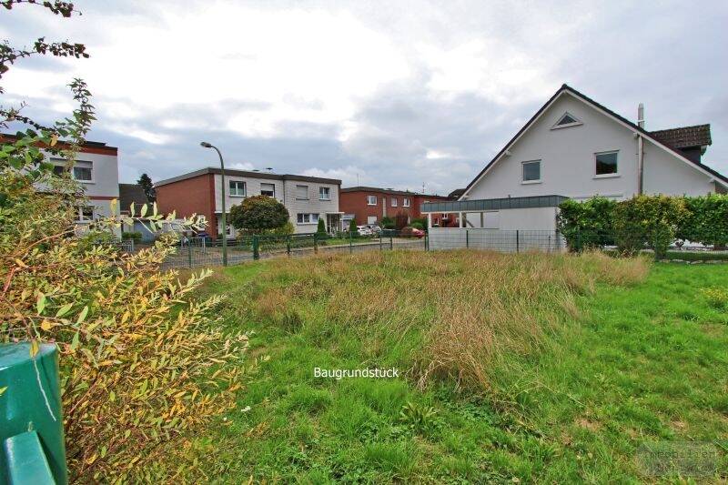 360 Grad: Top- gepflegtes Haus mit Bauland im Wert von 111.000 € 8 zimmer