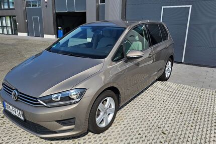 VW Golf Sportsvan 109.000 km 10.900 &euro; Hamm 59073
