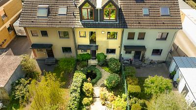 PLATZWUNDER MIT GARTENIDYLLE & KAMIN-CHARME - Haus Dortmund Mengede | Angebot:26996168