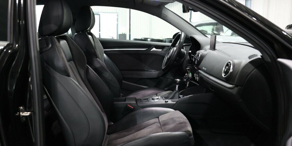 Audi A3 2.0 TDI SPORT / LED,LEDER,NAVI,STANDHEIZUNG 115.000 km 14.993 &euro; Hamm 59077