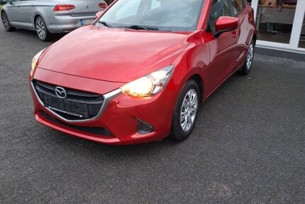 Mazda 2 156.700 km 6.490 &euro; Hamm 59067
