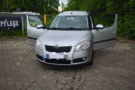 Skoda Roomster 76.423 km 5.300 &euro; Kamen 59174