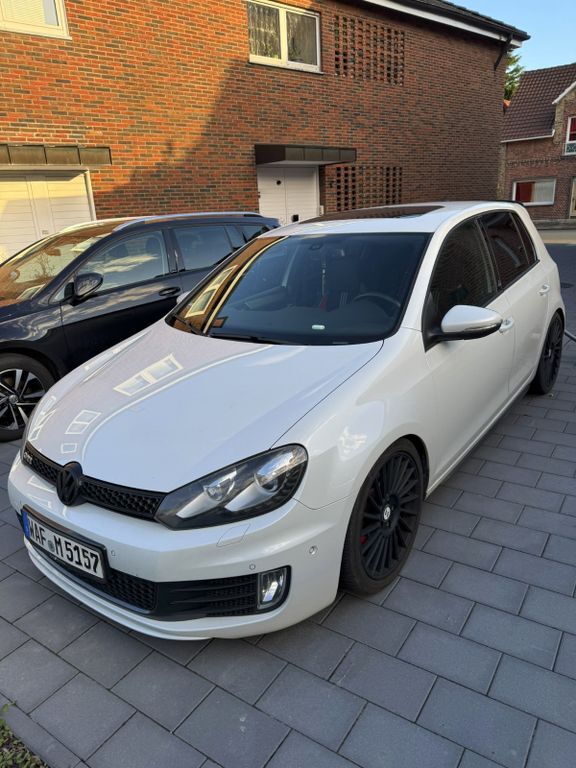 VW Golf 172.352 km 11.499 € Ennigerloh 59320