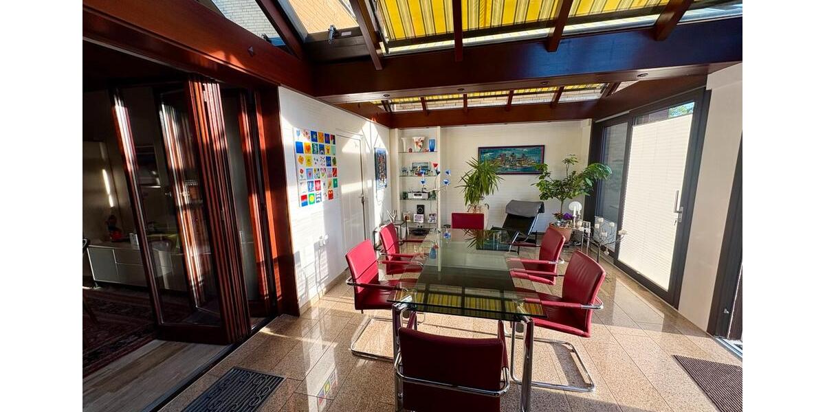 Reihenhaus Lünen - 10 Zimmer, 220 m&sup2;, 530.000&euro; | Angebot:26355228