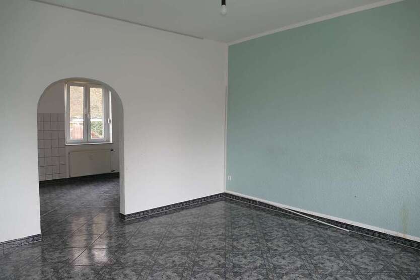 Wohnung zum Kaufen in Iserlohn Letmathe 75.000 € 67 m²