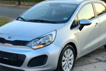 Kia Rio 195.000 km 3.650 &euro; Ahlen 59229