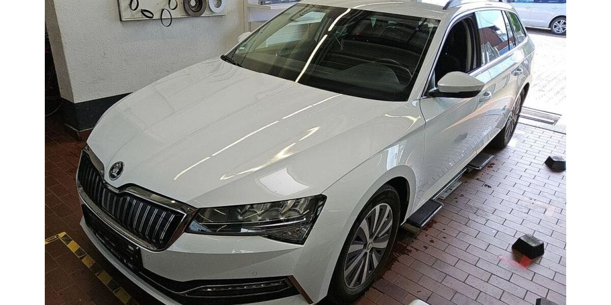 Skoda Superb 51.367 km 23.390 &euro; Lünen 44534