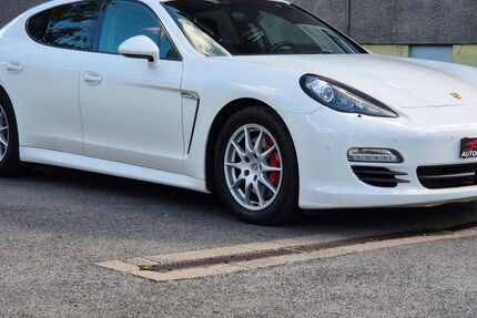 Porsche Panamera 127.328 km 26.999 &euro; Lünen 44532
