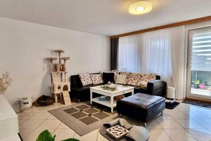 Stylische Wohnung, großer Balkon mit Blick ins Grüne 3 zimmer