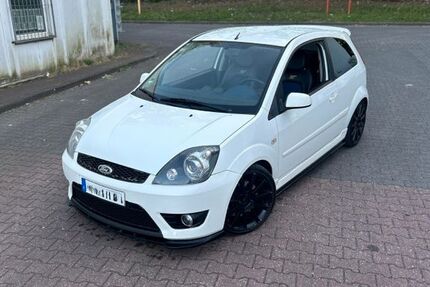 Ford Fiesta 279.800 km 4.400 &euro; Unna 59423