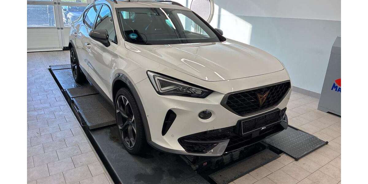 Cupra Formentor VZ 1.4 e-Hybrid DSG NAVI PANORAMA KAMERA 39.932 km 25.988 &euro; Bergkamen 59192