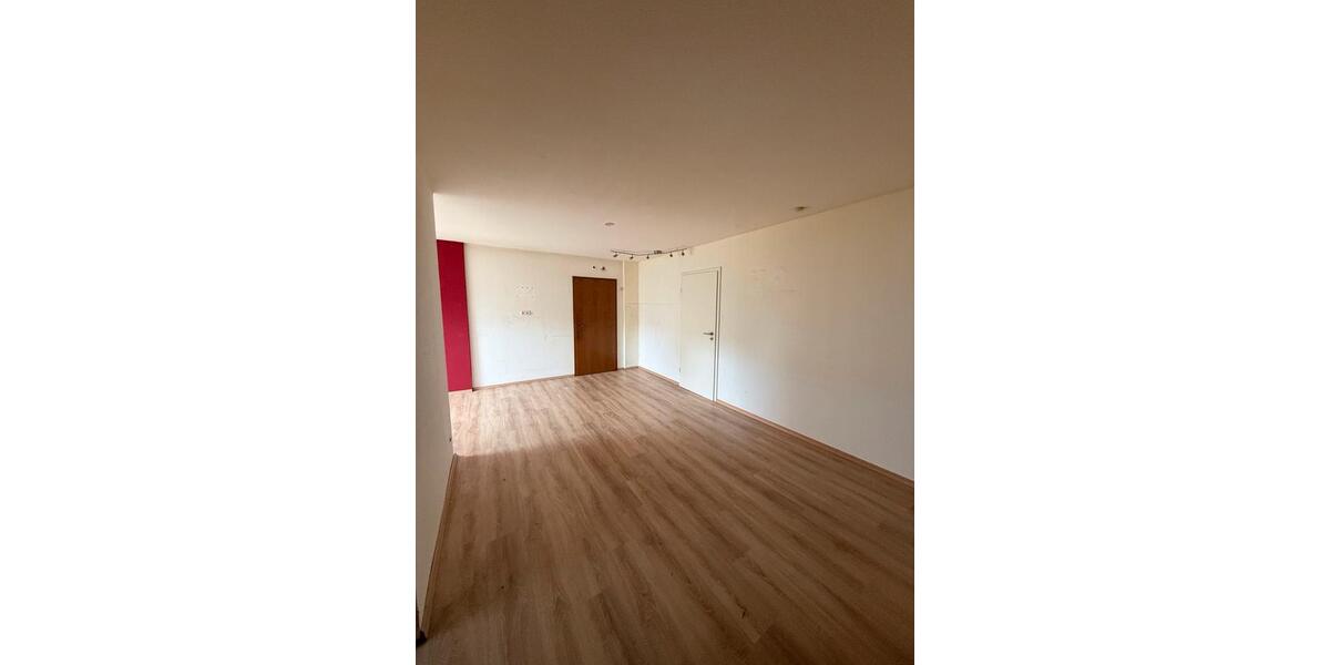 Dachgeschoßwohnung Ense - 2 Zimmer, 64 m&sup2;, 650&euro; | Angebot:25532996