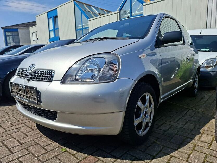 Yaris