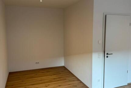 Haus Sundern (Sauerland) - 3 Zimmer, 103 m&sup2;, 1.184&euro; | Angebot:25269421
