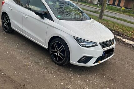 Seat Ibiza 76.000 km 12.800 &euro; Hamm 59073