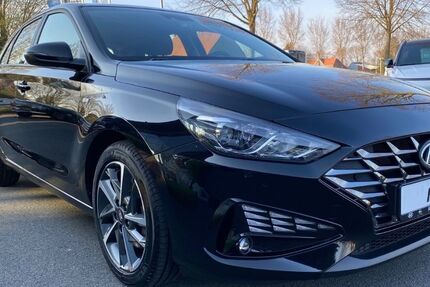 Hyundai i30 60.998 km 18.650 &euro; Ahlen 59229