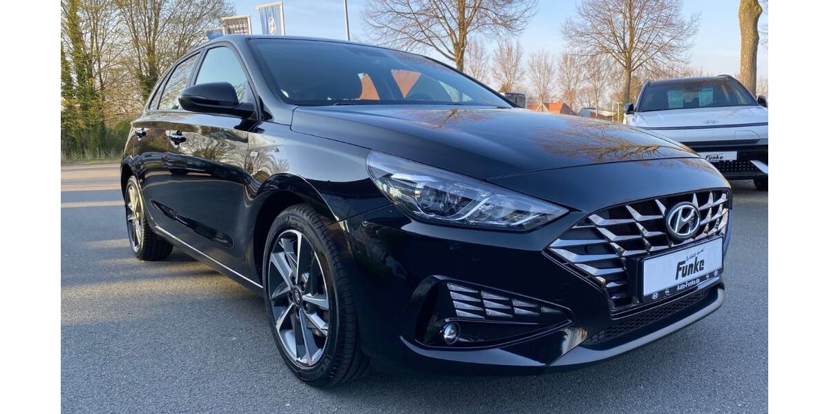 Hyundai i30 60.998 km 18.650 &euro; Ahlen 59229