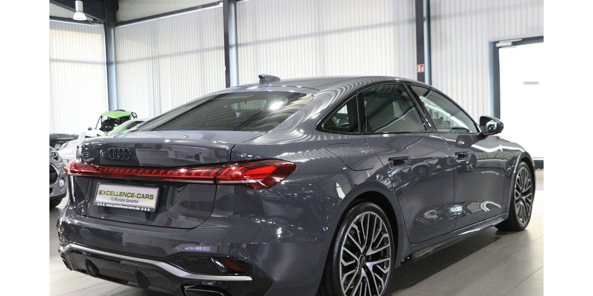 Audi A5 TFSI LIMOUSINE Q EDITION-ONE S-LINE TECH-PLUS 10.000 km 49.555 &euro; Hamm 59077