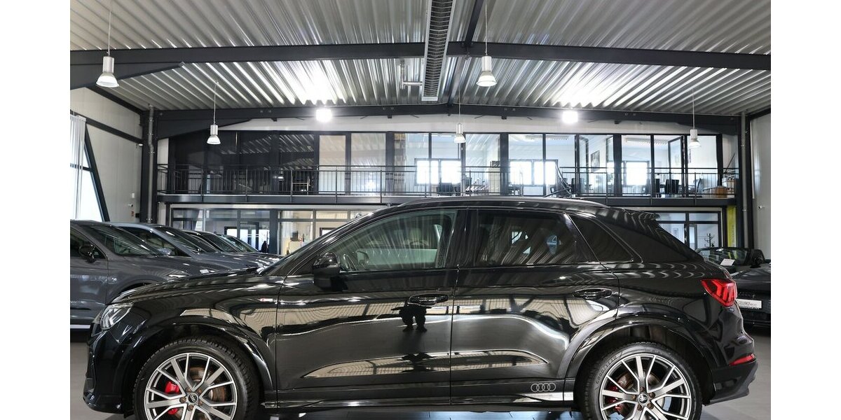 Audi Q3 40 TDI QUATTRO S-LINE SPORT BLACK MATRIX-LED 172.000 km 24.500 &euro; Hamm 59077