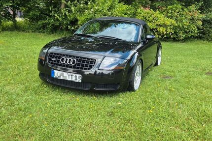 Audi TT 140.279 km 12.000 &euro; Selm 59379