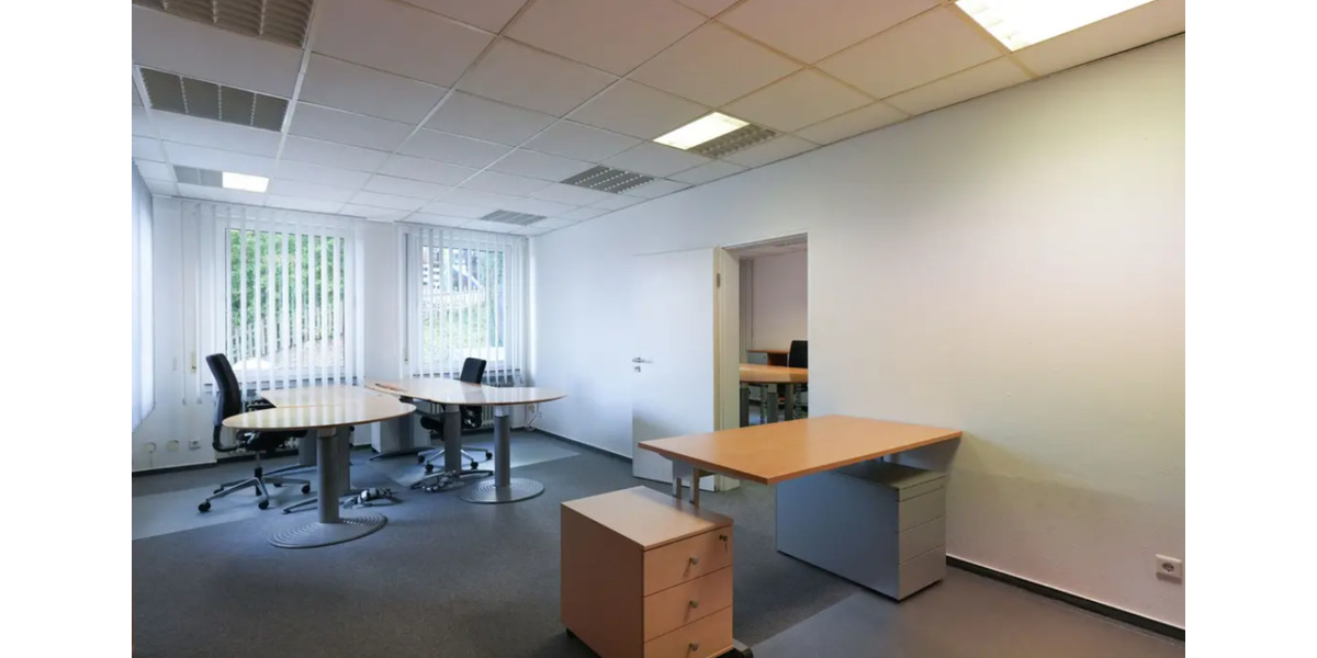 Helle Büroeinheit (ca. 50 m²) mit zwei verbundenen Räumen zimmer