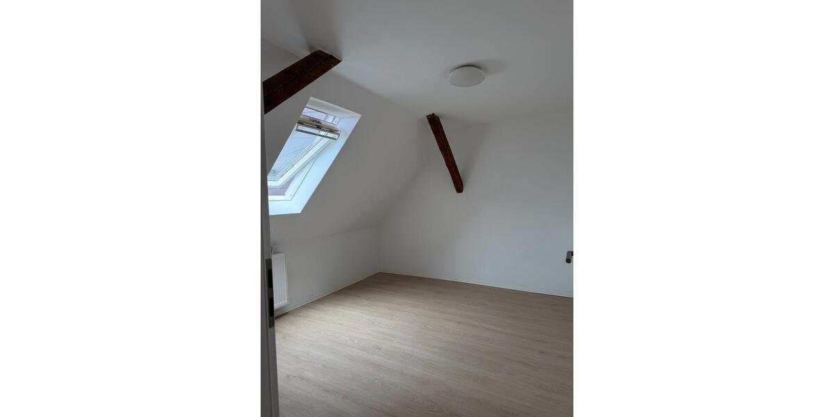 Einfamilienhaus Ahlen - 16 Zimmer, 200 m&sup2;, 390.000&euro; | Angebot:27128287
